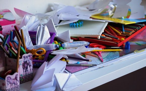 Does clutter impact productivity?